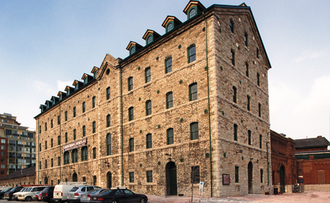 Photo studio for rent at the Distillery District